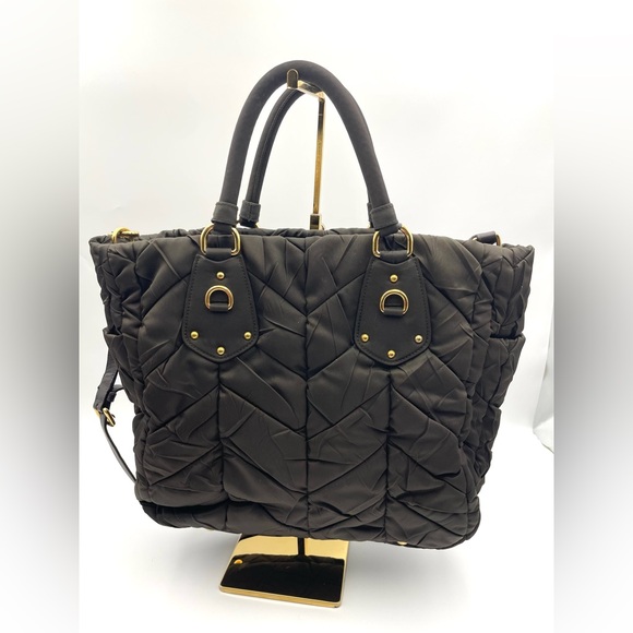 Prada rare Quilted Tessuto
Tote. Chocolate Brown with COA - Picture 3 of 17
